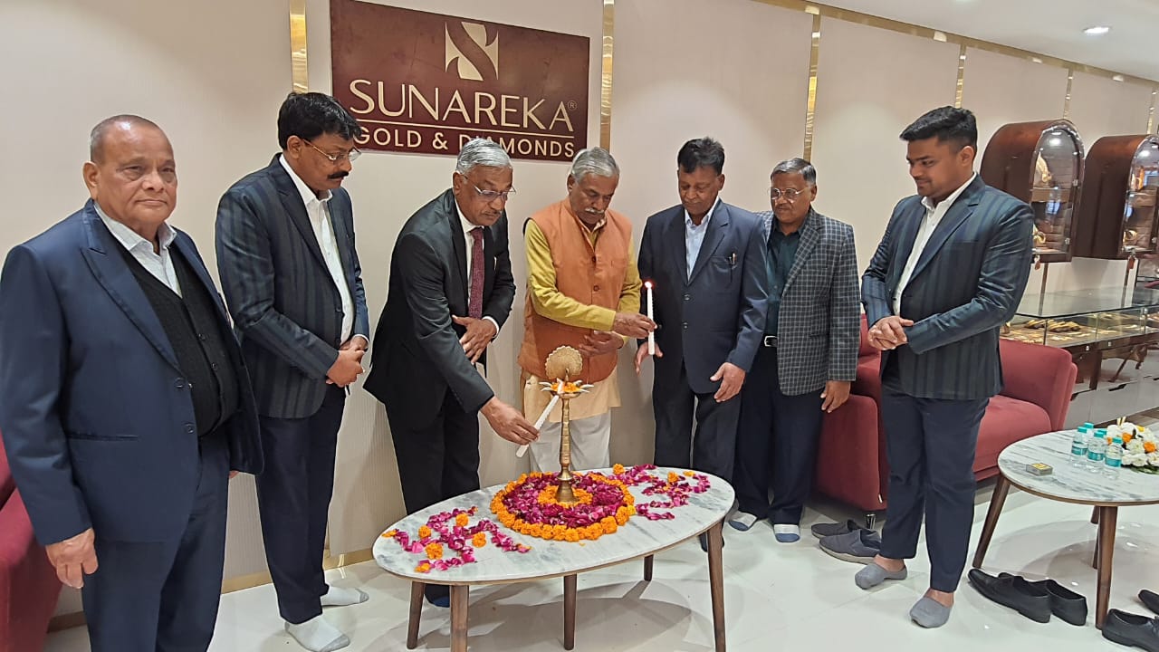 सुनारीका गोल्ड एंड डायमंड के पहाड़ी विरासत ज्वैलरी शो रूम का भव्य शुभारम्भ
